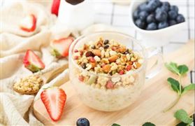 2022中國麥片市場規(guī)模與零食化趨勢分析