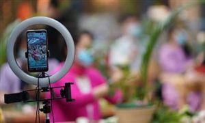 直播電商行業新趨勢 預測2023年直播電商行業規模將超4.9萬億元