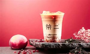 新式茶飲爭相擁抱資本市場行業規模已超千億元 新式現制茶飲行業全面分析