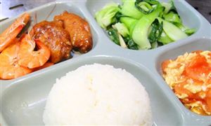 “自選稱重” 會是中式快餐行業(yè)的解藥？中式快餐行業(yè)發(fā)展分析