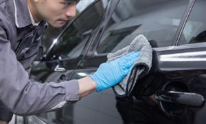 2023汽車膜行業(yè)報(bào)告：我國(guó)汽車銷量和保有量持續(xù)增長(zhǎng)帶動(dòng)后市場(chǎng)規(guī)模將不斷擴(kuò)大，未來(lái)國(guó)產(chǎn)品牌的汽車保護(hù)膜將有較大的發(fā)展空間