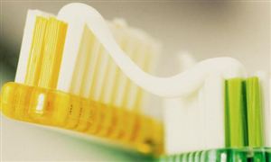 牙膏行業(yè)競(jìng)爭(zhēng)格局分析 牙膏行業(yè)未來市場(chǎng)規(guī)模預(yù)測(cè)