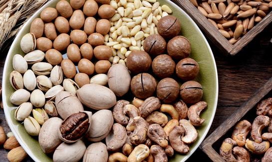 堅果炒貨食品市場競爭日趨激烈 2023年堅果炒貨市場發展現狀