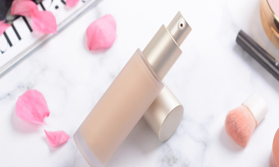 粉底液行業報告 ：口紅、粉底液領域國產品牌初露頭角