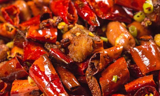 湘菜館行業市場分析：2022年湘菜市場占有率達17.6%，位居全國第一;北京湘菜館近5000家