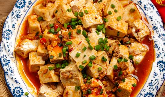 2023年中國川菜館行業發展分析 全國川菜門店數量居各地方菜系之首