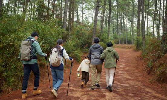 2023年沖鋒衣市場(chǎng)深度全景調(diào)研及行業(yè)未來趨勢(shì)分析