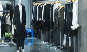 亞馬遜大幅削減廉價(jià)服裝賣家費(fèi)用 相關(guān)企業(yè)受益