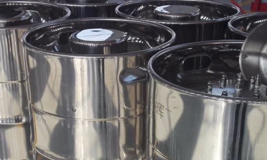 電解液行業發展前景研究：未來新能源汽車和儲能需求將持續拉升