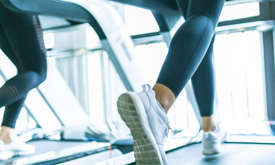 2024運動服裝行業市場趨勢分析：功能性鞋服或成運動品牌開年發力點