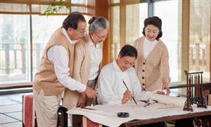 行業(yè)分析：老年人成我國(guó)旅游市場(chǎng)消費(fèi)的重要群體 “十四五”末老年旅游收入有望超過萬億元