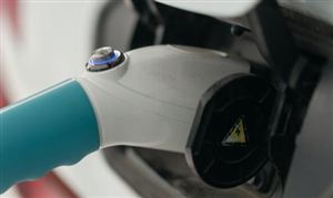 2024年新能源汽車(chē)產(chǎn)業(yè)現(xiàn)狀及未來(lái)發(fā)展趨勢(shì)分析