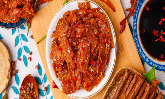 辣條行業市場機遇調研：衛龍去年營收超48億元 同比增長5.2%