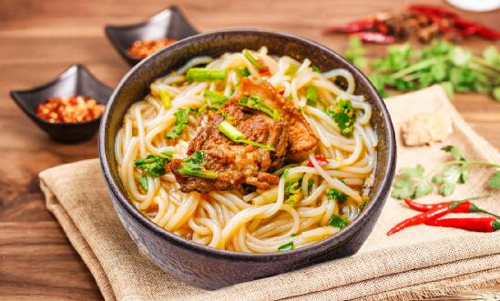 米粉行業市場深度分析：2023年全國米粉賽道的市場規模超過700億元