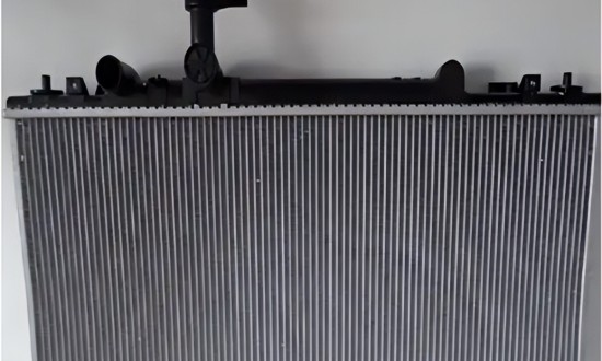 2024年中國汽車散熱器行業(yè)的產(chǎn)業(yè)鏈上下游結(jié)構(gòu)及發(fā)展現(xiàn)狀