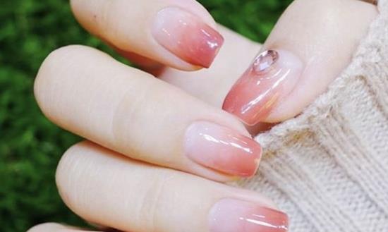 美甲2600億元大市場來了!美甲行業發展前景與投資方向