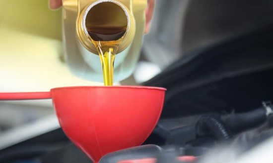 2024年中國機油行業的產業鏈供需布局及發展前景