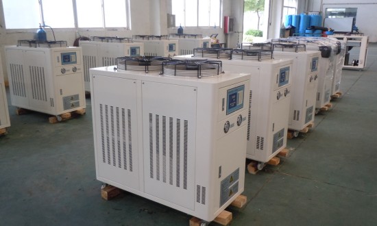 2024年能源設備行業的產業鏈上下游結構及發展趨勢分析