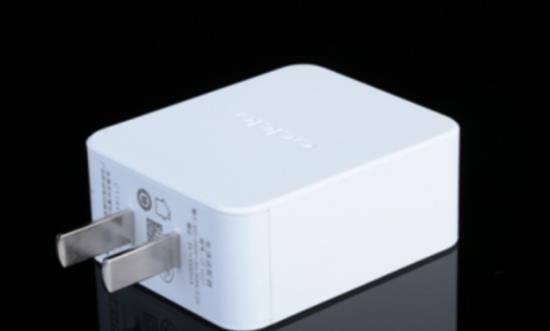 3C數(shù)碼充電器行業(yè)市場規(guī)模：預(yù)計2026年將達到500億元