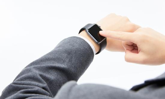 2024年智能腕表市場發展現狀調查 機構稱Q1全球智能腕表設備出貨量4120萬臺