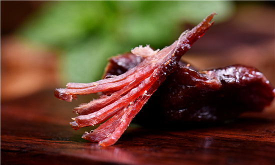 2024年中國牛肉干市場驅動因素、牛肉干主要細分市場及行業未來發展投資前景趨勢