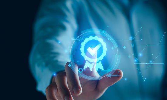 中國電子信息行業(yè)發(fā)展現(xiàn)狀分析與未來趨勢