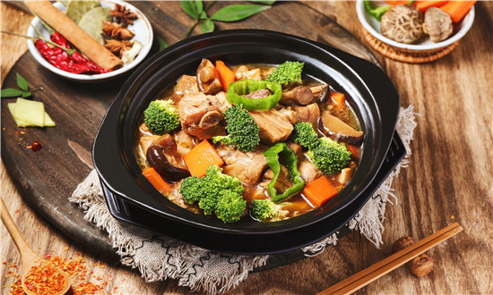 外賣行業(yè)破局增長困境 錨定品質(zhì)化發(fā)展新航向